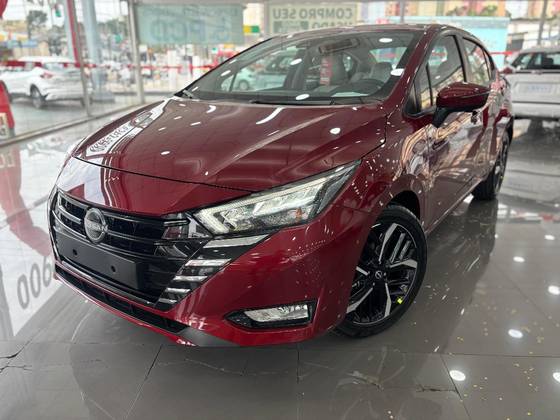 NISSAN VERSA 1.6 16V FLEX EXCLUSIVE XTRONIC NISSAN VERSA 1.6 16V FLEX EXCLUSIVE XTRONIC